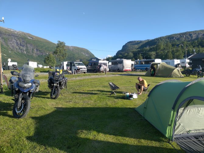 Sjøbakken Gårdsferie Camping Fishing