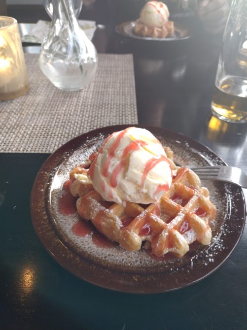 waffle with ice cream